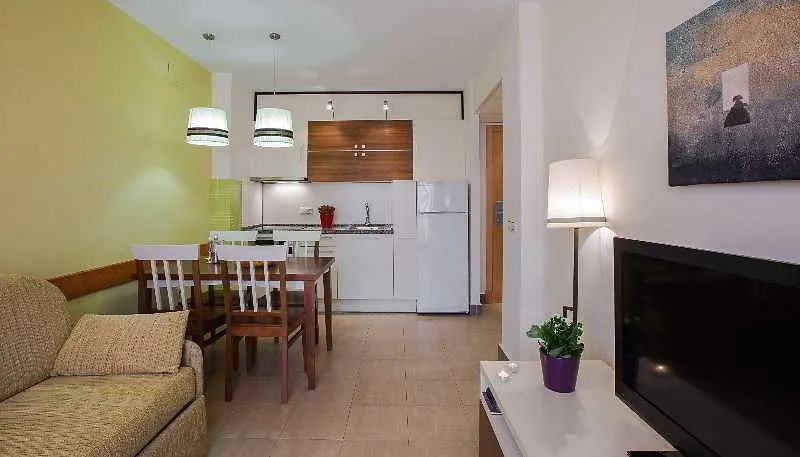 Leo Punta Umbria III Adults Only